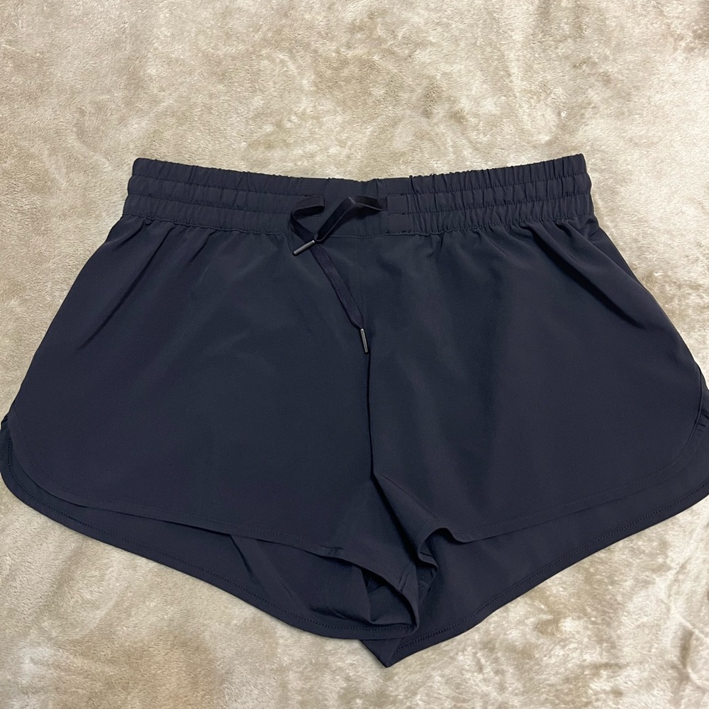 Stori workout shorts